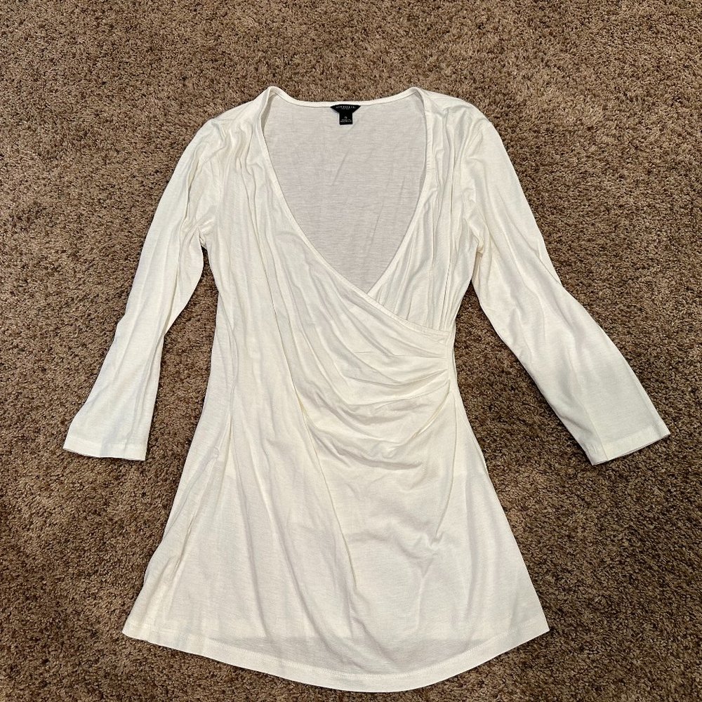**VERY NICE** Ann Taylor 3/4 Sleeve LADIES Blouse--WHITE--SMALL--Scoop Neck